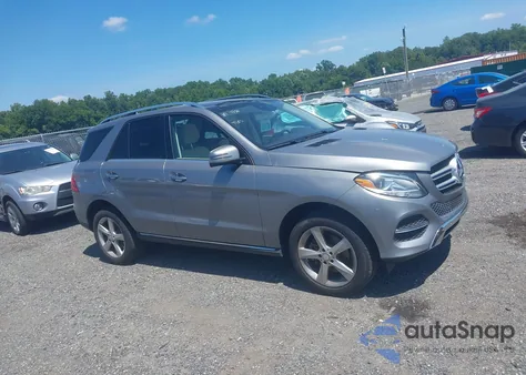 2016 Mercedes-Benz Gle 350 4Matic z USA, uszkodzony, nr VIN 4JGDA5HB2GA625288